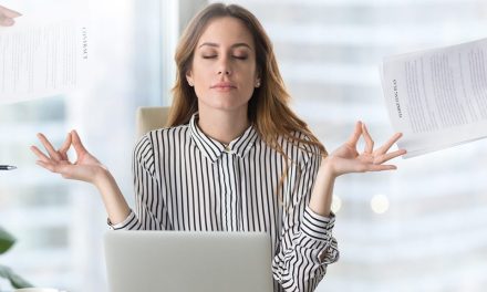 Relaksasi Dapat Mengurangi Stres Di Tempat Kerja, Ini Tipsnya