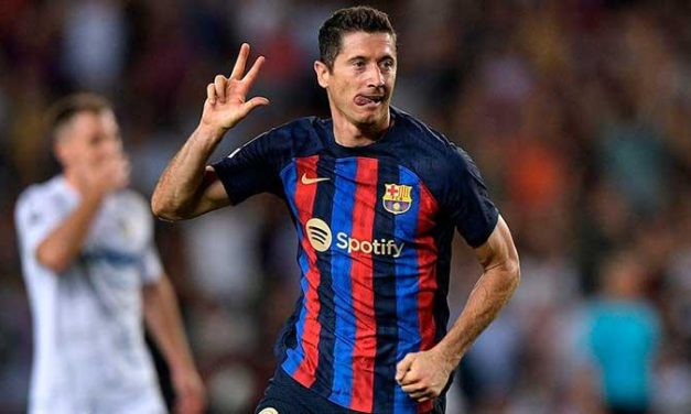 Lewandowski Dekati Rekor Messi Usai Lampaui Cristiano Ronaldo