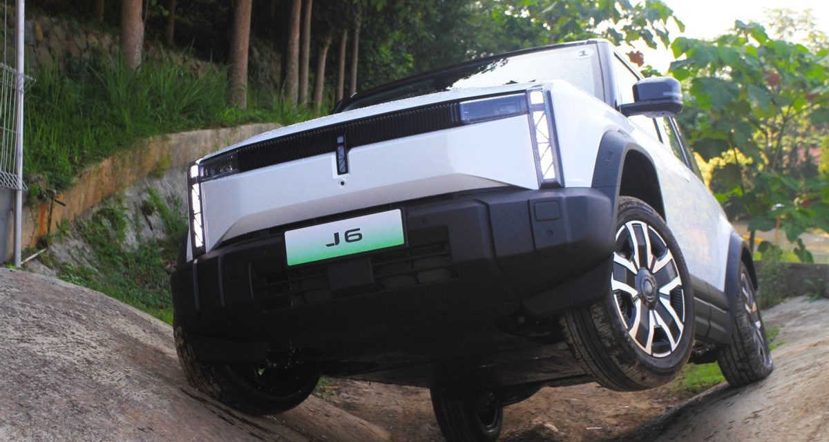 Chery J6 MPV Nyaman Dengan Desain Modern Dan Fitur Lengkap