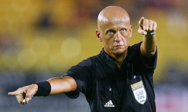 Pierluigi Collina Wasit Legend Dan Terbaik Sepanjang Masa