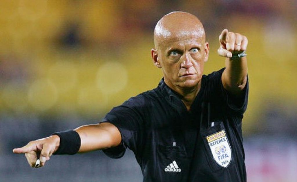 Pierluigi Collina Wasit Legend Dan Terbaik Sepanjang Masa