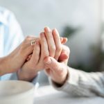 Hari Parkinson Sedunia, Waspadai Gejala Awal, Sering Di Abaikan