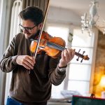 Hobi Main Biola Keindahan Musik Dalam Harmoni Dan Ketekunan