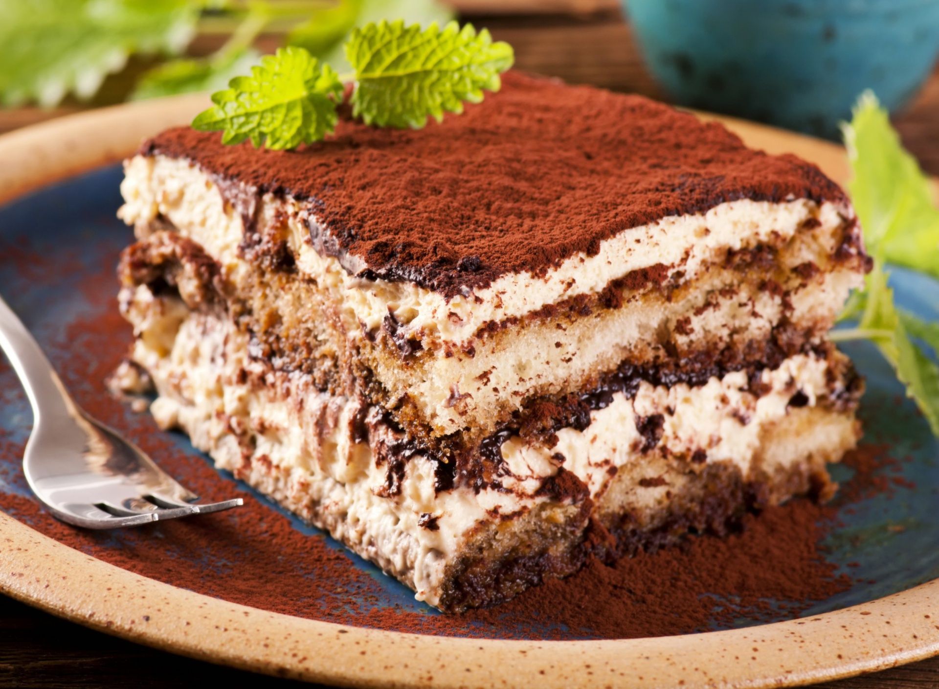 Tiramisu Cake