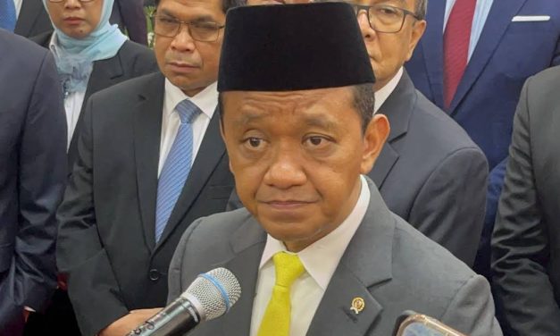 Menteri ESDM Bahlil Ingin Segera Setop Impor Solar
