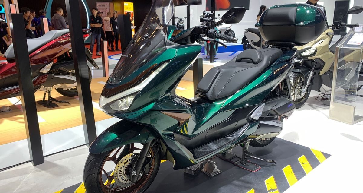 PCX 160 Tampilan Gahar Dan Lebih Nyaman Di Perjalanan